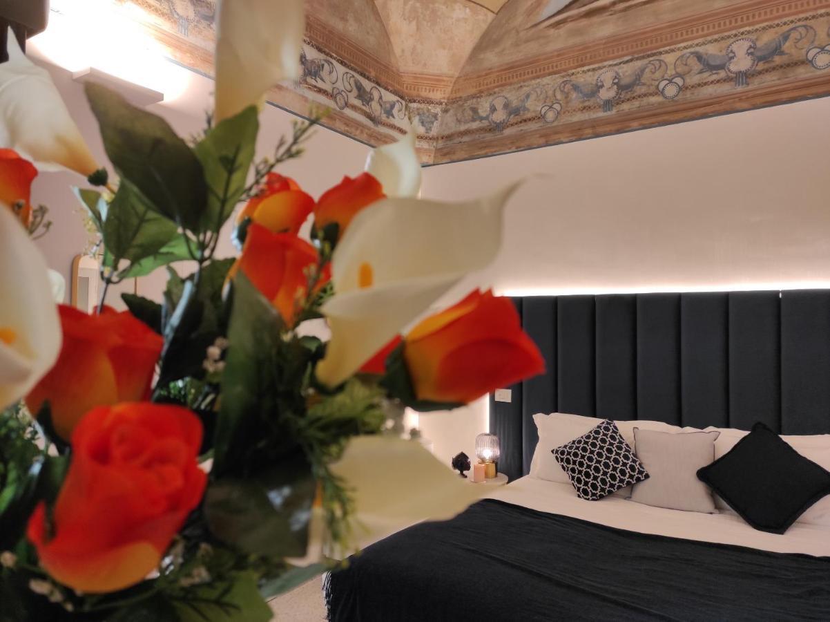 1940 Luxury Accommodations By Wonderful Italy Ostuni Eksteriør billede