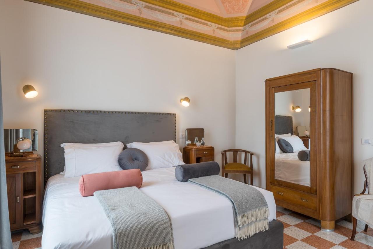 1940 Luxury Accommodations By Wonderful Italy Ostuni Eksteriør billede